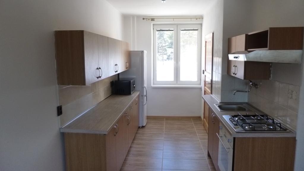 Apartmanovy Byt Pri Zubacke Štrba Oda fotoğraf